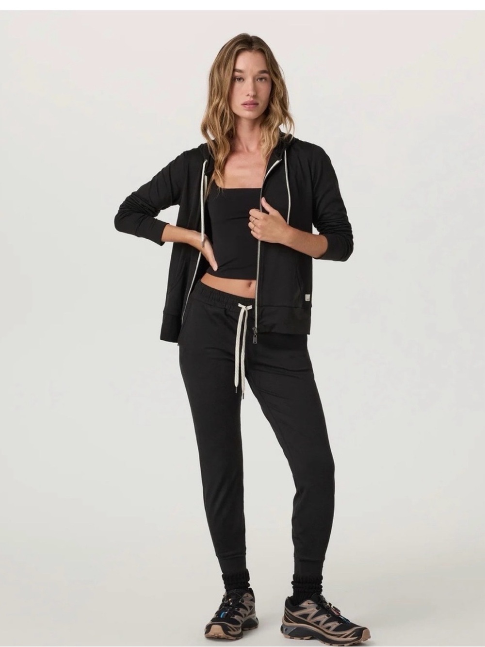 Vuori Black Black Halo Performance Size Small